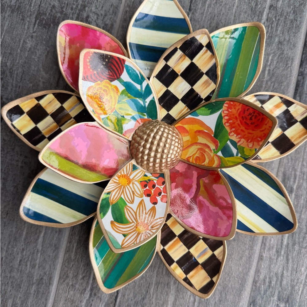 MacKenzie-Childs Wallflower, a three-dimensional decorative flower - Picture 2 of 14